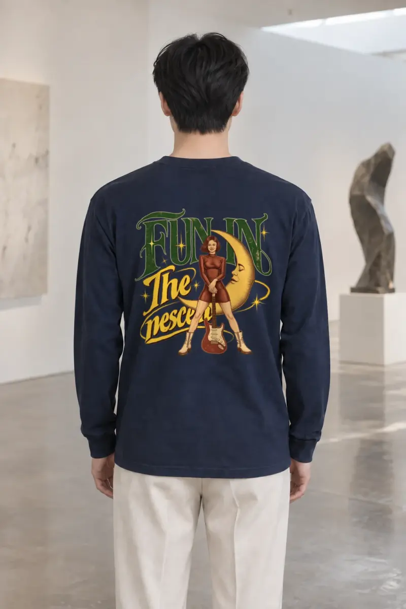 "Moonlit Guitar" Unisex Longsleeve T-shirt | Gildan 2400