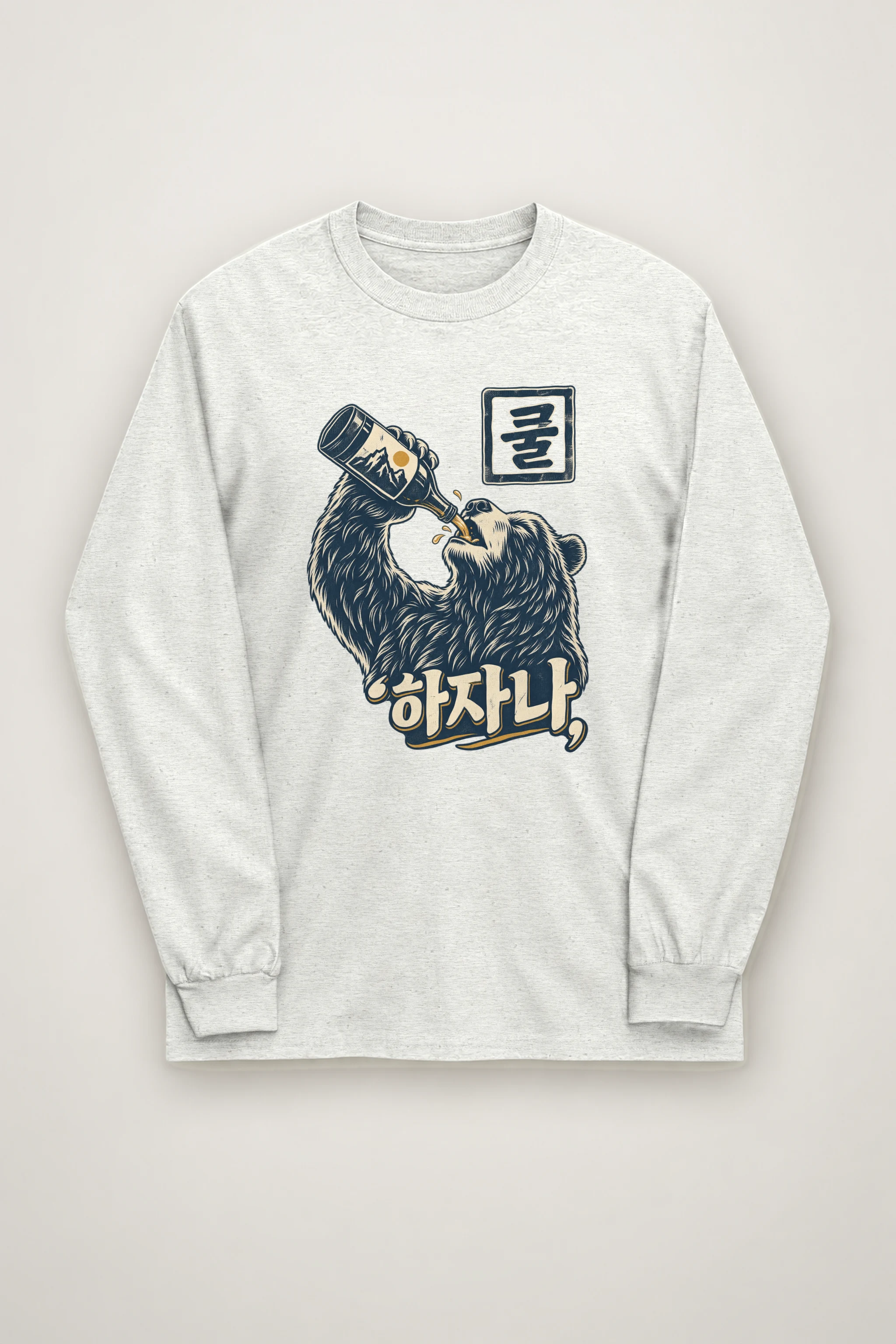 "Mountain Label Bear" Unisex Longsleeve T-shirt