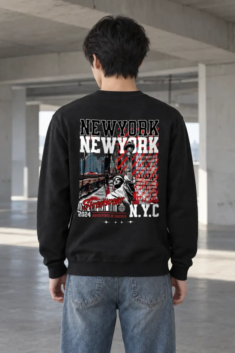 "New York Streetwear" Heavy Blend Unisex Crewneck Sweatshirt