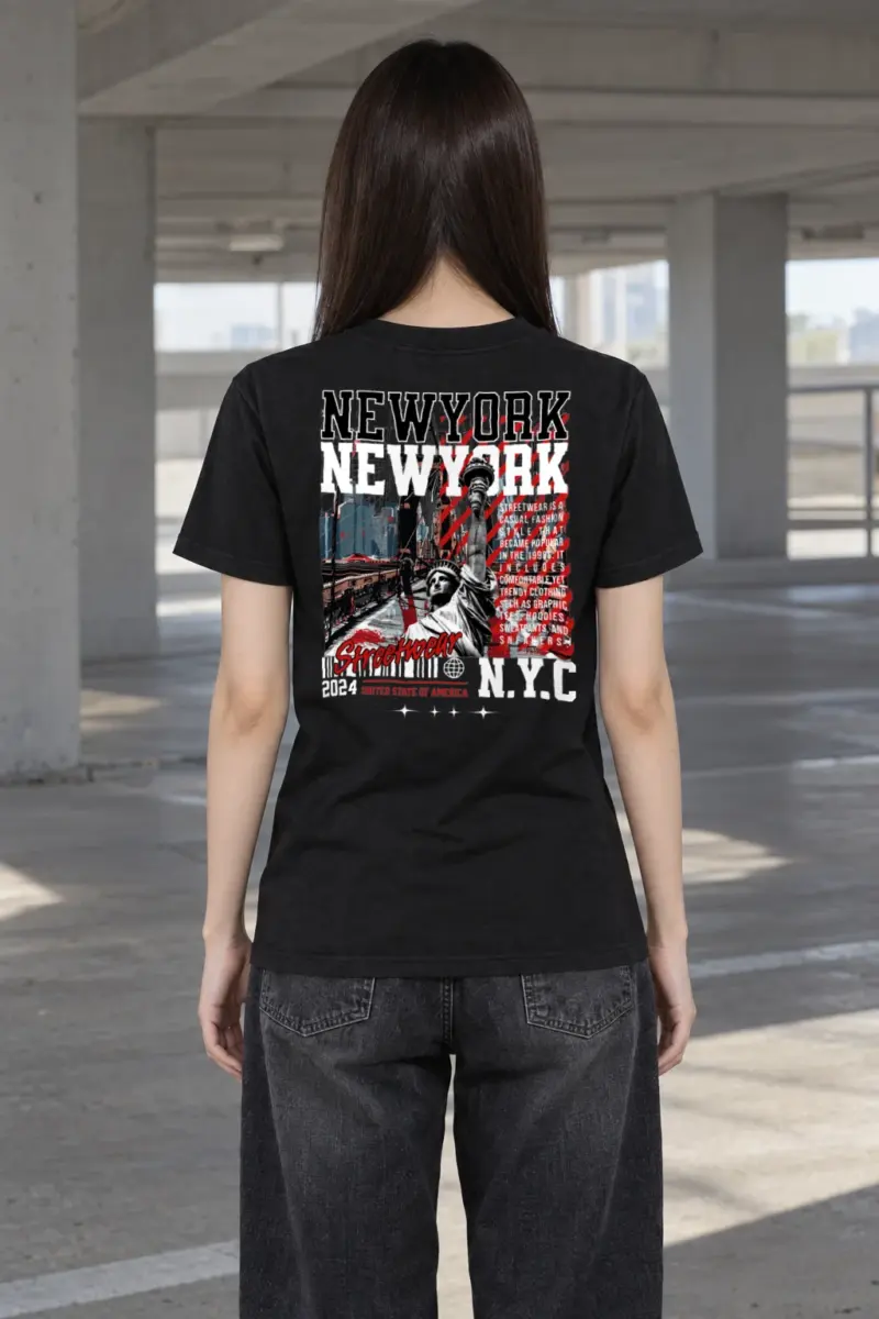 "New York Streetwear" Heavyweight Unisex Crewneck T-shirt
