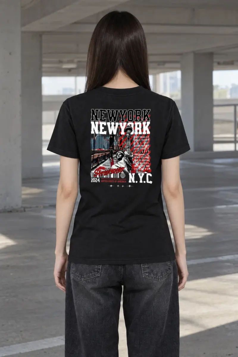 "New York Streetwear" Heavyweight Unisex Crewneck T-shirt