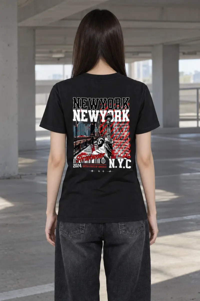 "New York Streetwear" Heavyweight Unisex Crewneck T-shirt