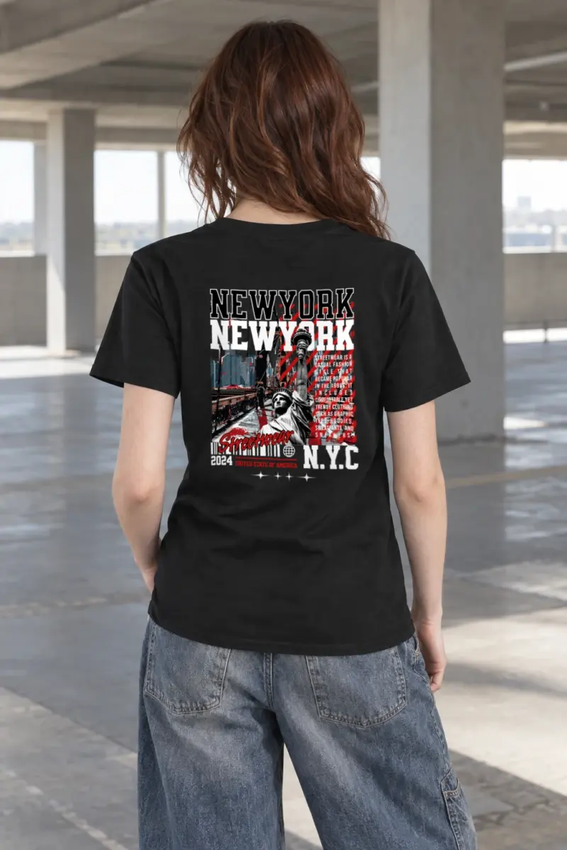 "New York Streetwear" Heavyweight Unisex Crewneck T-shirt