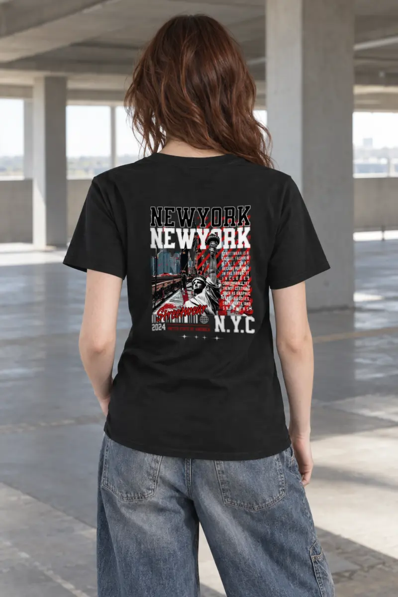 "New York Streetwear" Heavyweight Unisex Crewneck T-shirt