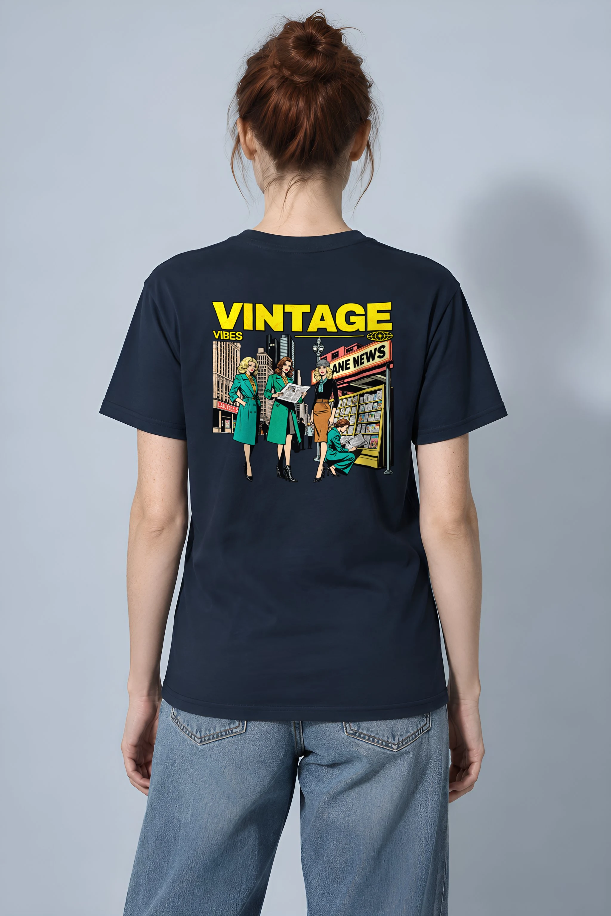 "Newsstand Readers" Heavyweight Unisex Crewneck T-shirt