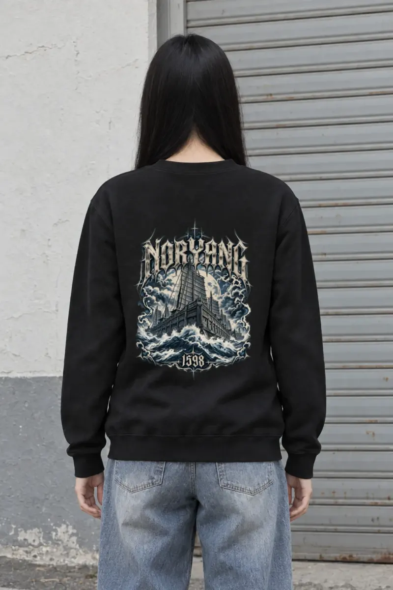 “Noryang 1598 · Admiral Yi Sun-sin 이순신” Heavy Blend Unisex Crewneck Sweatshirt