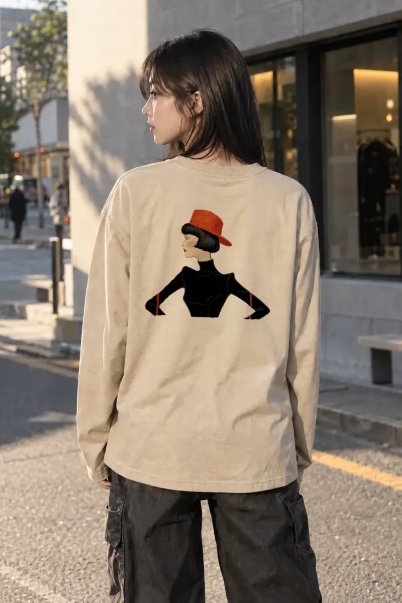 "Orange Hat Profile" Unisex Longsleeve T-shirt | Gildan 2400