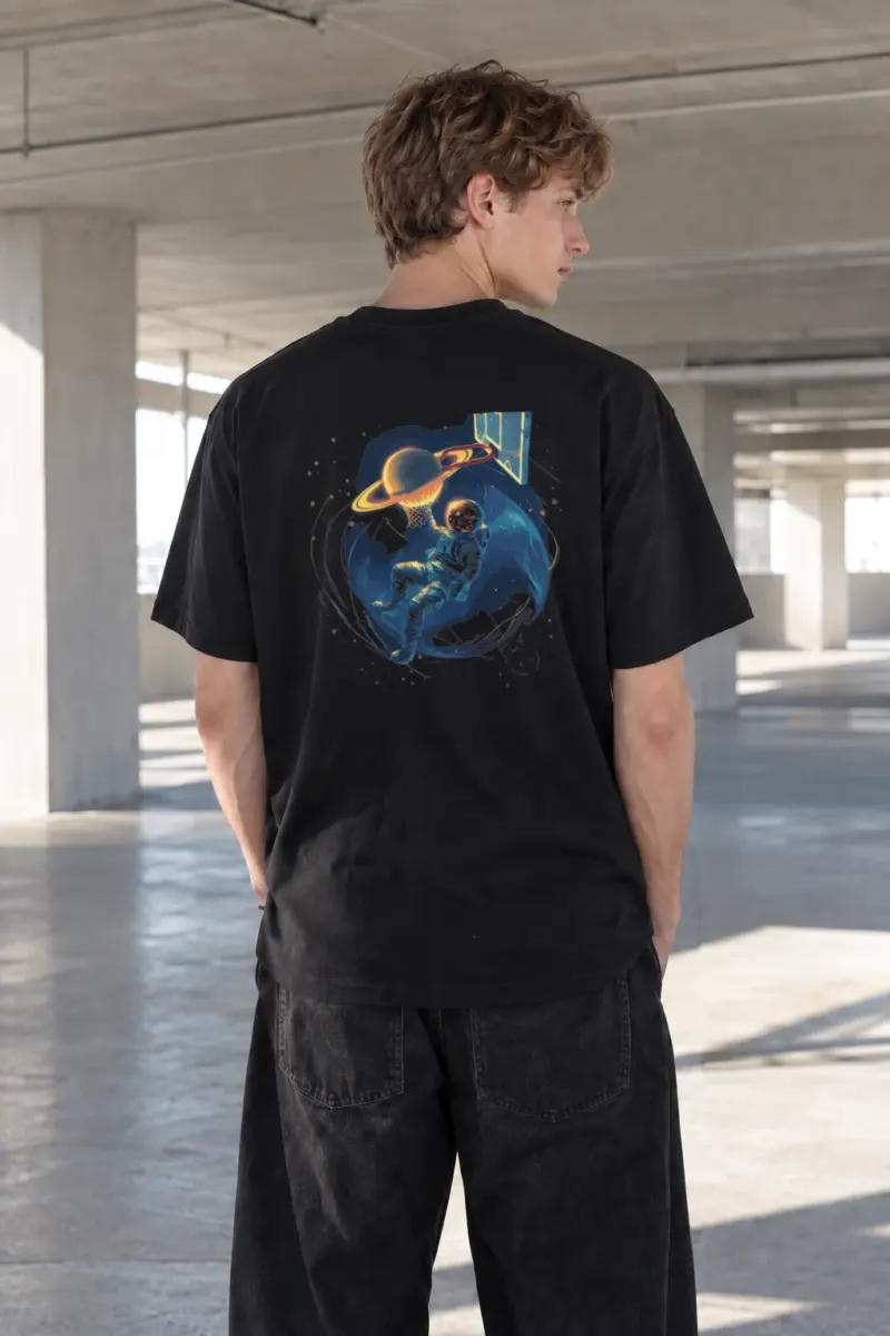 “Orbit Court” Heavyweight Unisex Crewneck T-shirt | Gildan 5000