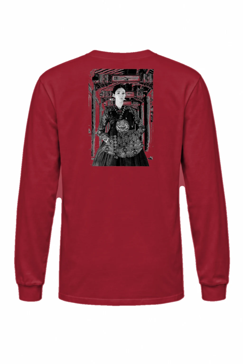 "Ornate Courtyard Muse" Unisex Longsleeve T-shirt | Gildan 2400