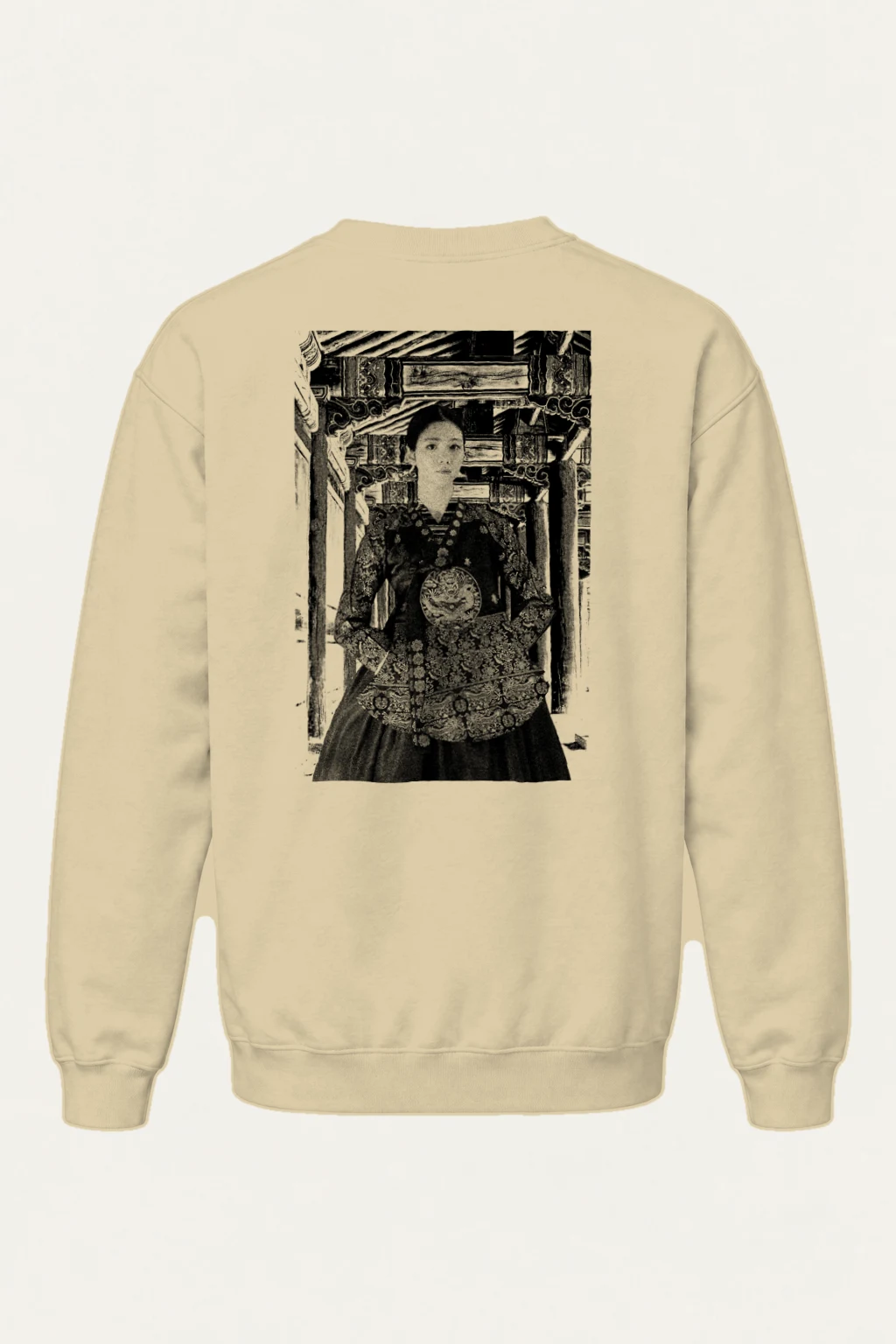 "Ornate Passage" Heavy Blend Unisex Crewneck Sweatshirt | Gildan 18000