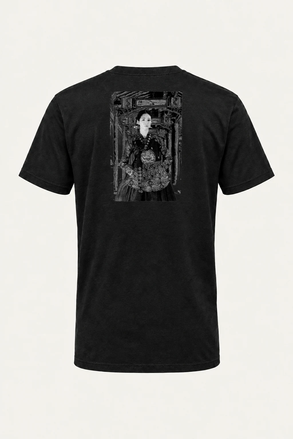 "Ornate Reverie" Heavyweight Unisex Crewneck T-shirt | Gildan 5000