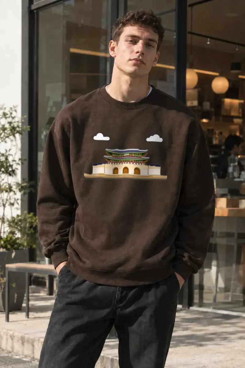 "Palace Gate" Heavy Blend Unisex Crewneck Sweatshirt | Gildan 18000