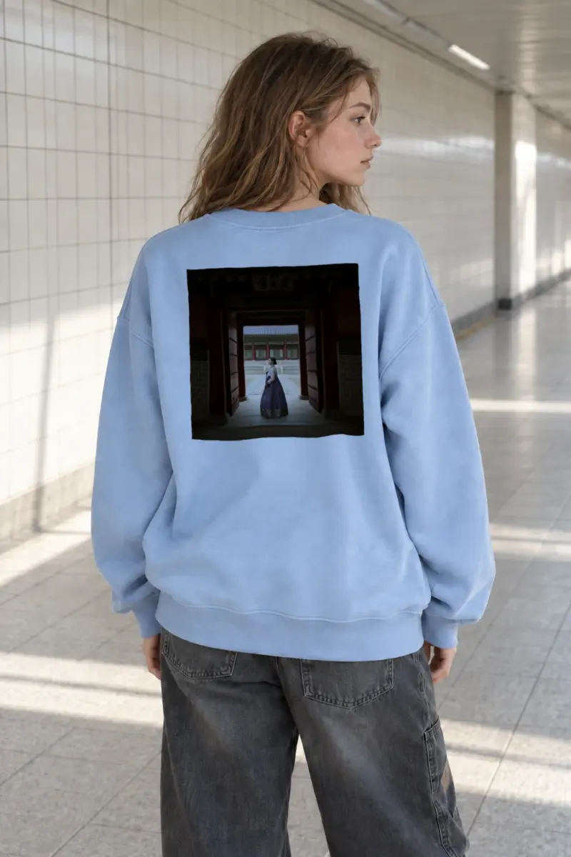 “Palace Gateway” Heavy Blend Unisex Crewneck Sweatshirt | Gildan 18000