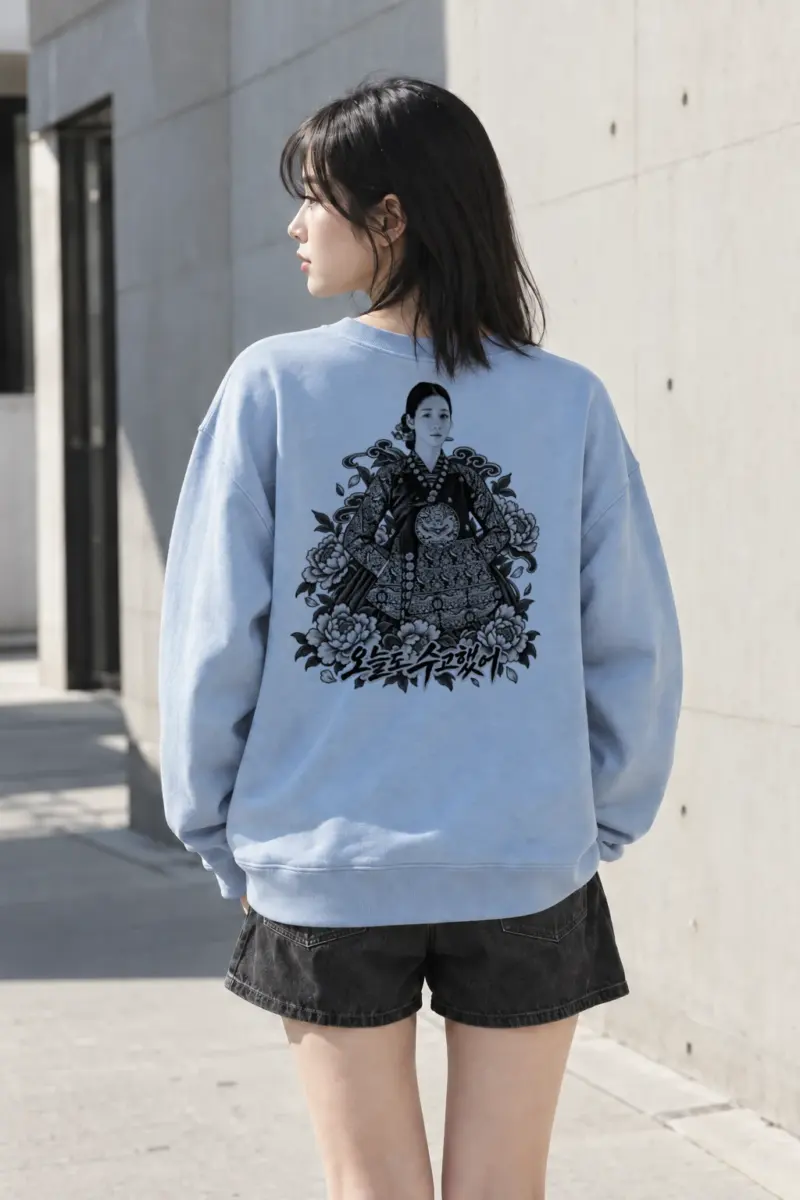 "Peony Hanbok Portrait" Heavy Blend Unisex Crewneck Sweatshirt | Gildan 18000