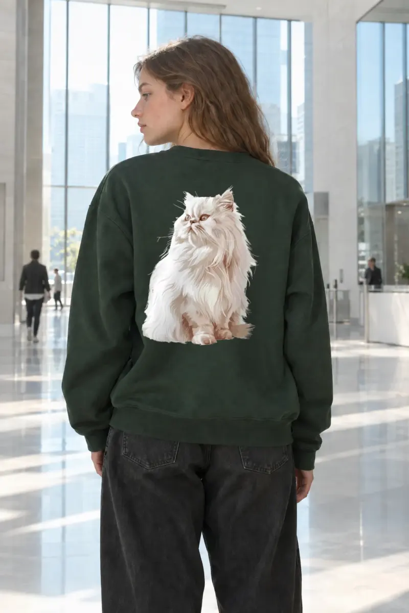 "Persian Cat Portrait" Heavy Blend Unisex Crewneck Sweatshirt | Gildan 18000