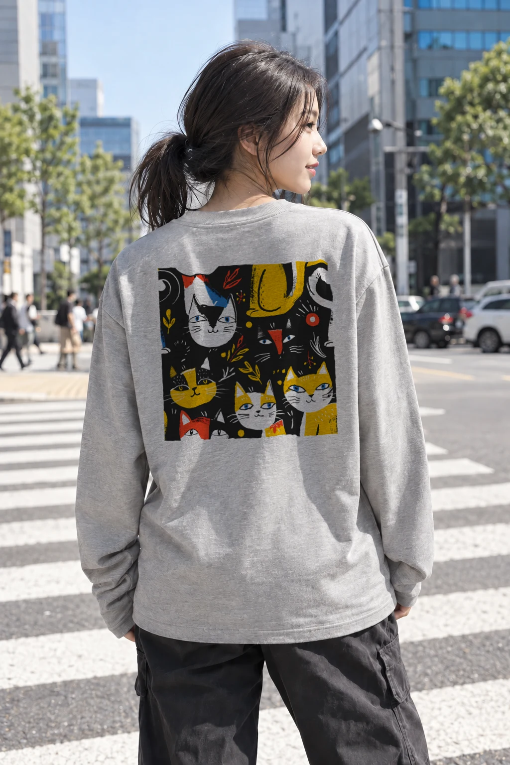 "Playful Cat Garden" Unisex Longsleeve T-shirt | Gildan 2400