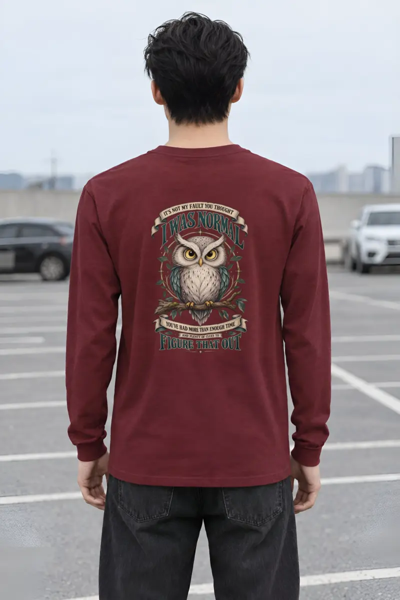 "Plenty Of Clues" Unisex Longsleeve T-shirt