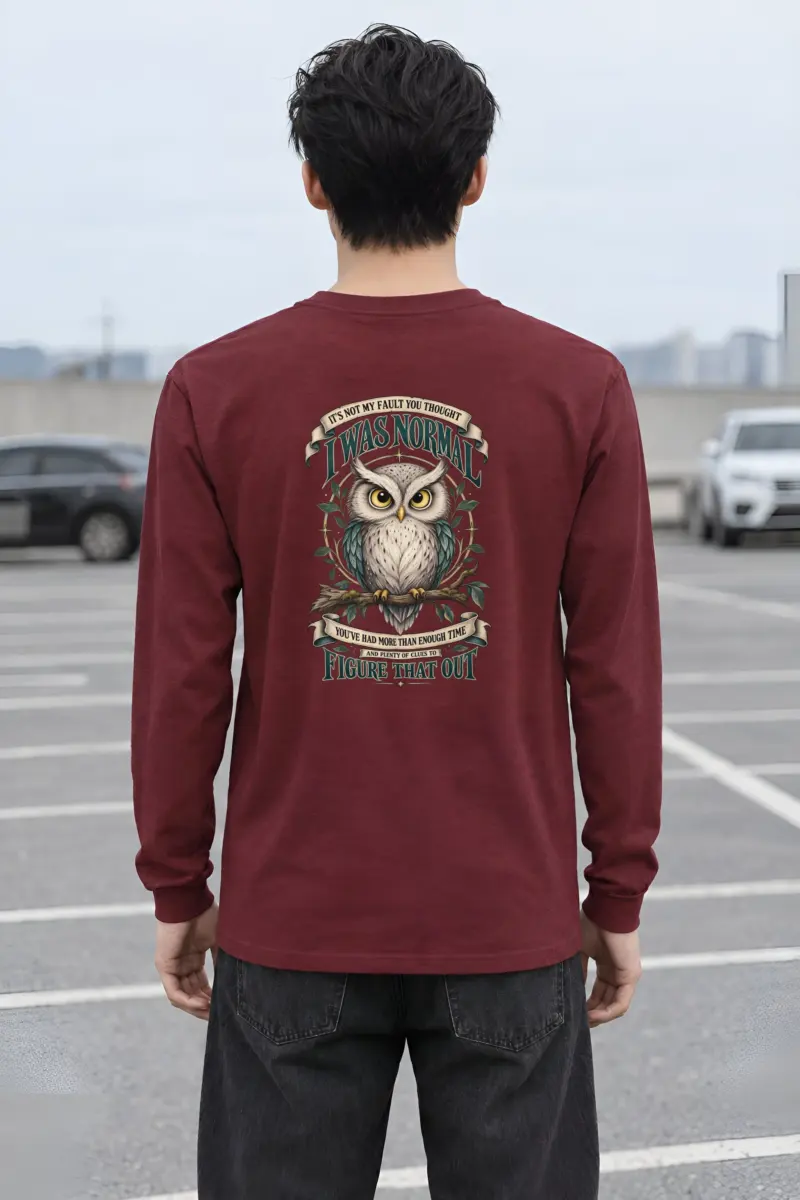 "Plenty Of Clues" Unisex Longsleeve T-shirt