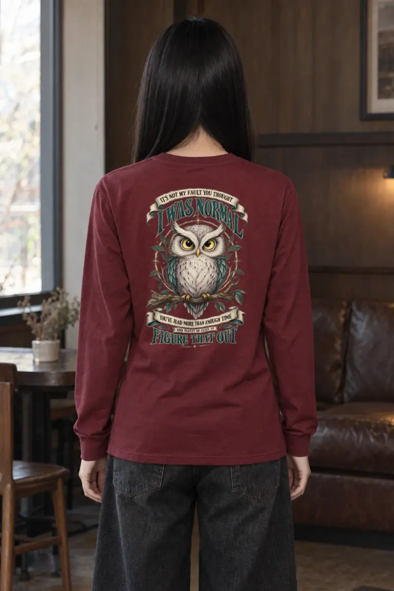 "Plenty Of Clues" Unisex Longsleeve T-shirt