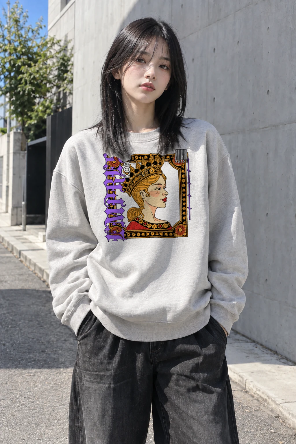 "Queen Korea" Heavy Blend Unisex Crewneck Sweatshirt | Gildan 18000