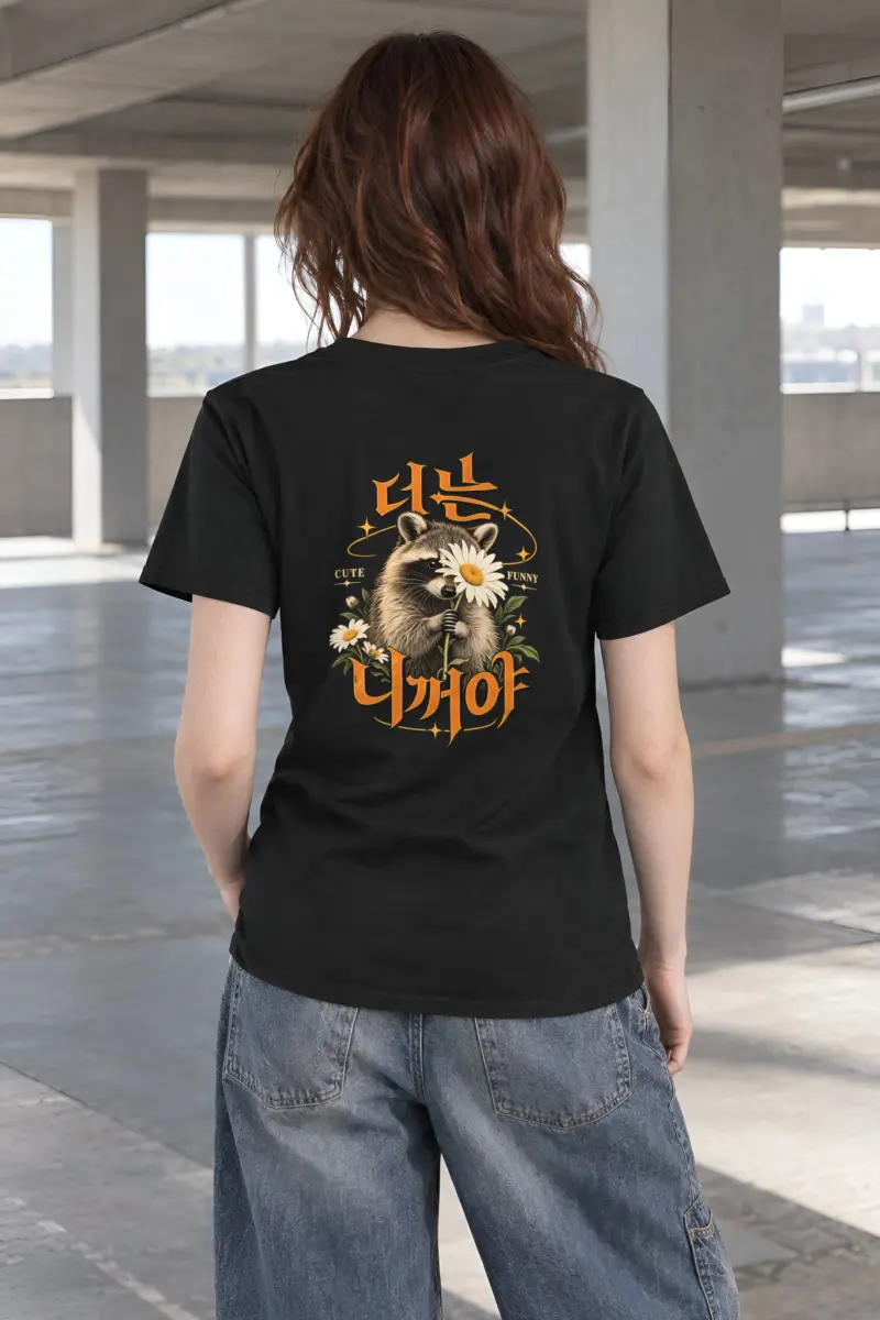 "Raccoon Daisy Bouquet" Heavyweight Unisex Crewneck T-shirt