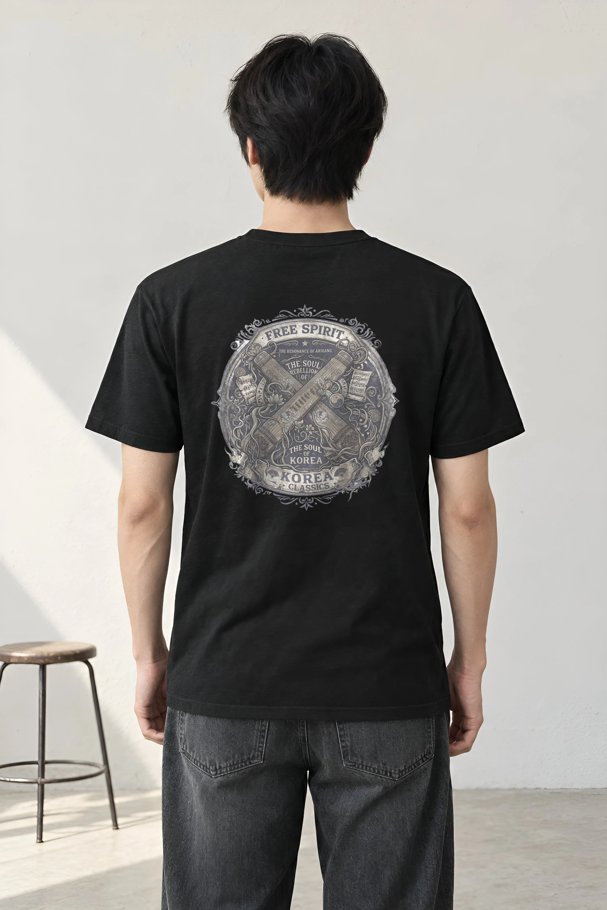 "Resonance of Arirang" Heavyweight Unisex Crewneck T-shirt