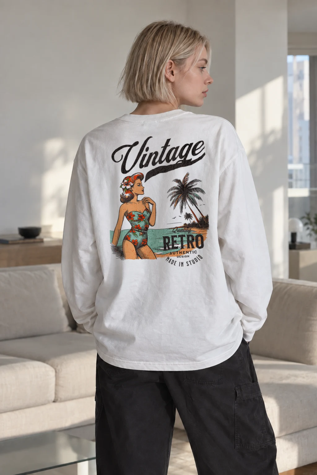 "Retro Beach Pinup" Unisex Longsleeve T-shirt | Gildan 2400