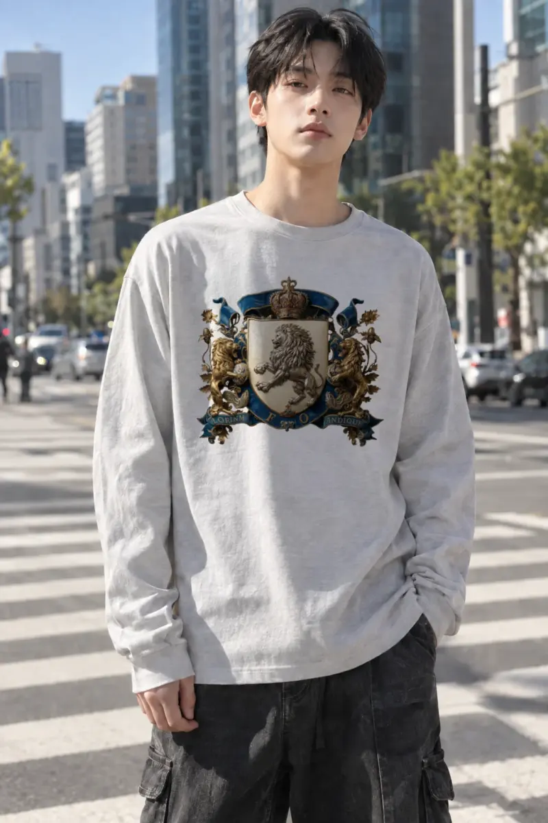 “Royal Lion Crest” Unisex Longsleeve T-shirt | Gildan 2400