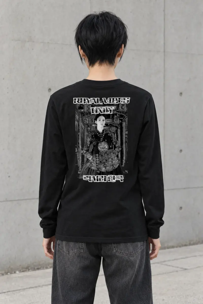 "Royal Vibes Only" Unisex Longsleeve T-shirt