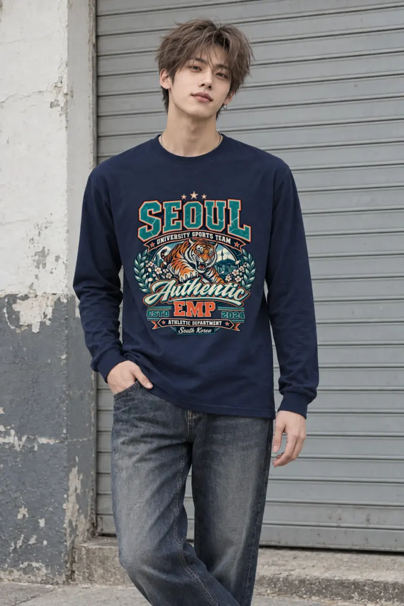 "Seoul University Sports Team" Unisex Longsleeve T-shirt