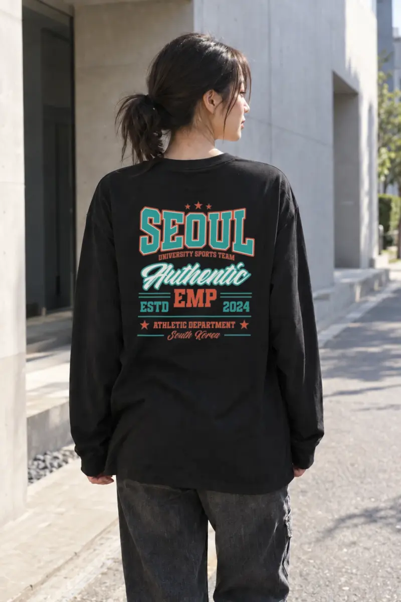 “Seoul Athletics Emblem” Unisex Longsleeve T-shirt | Gildan 2400