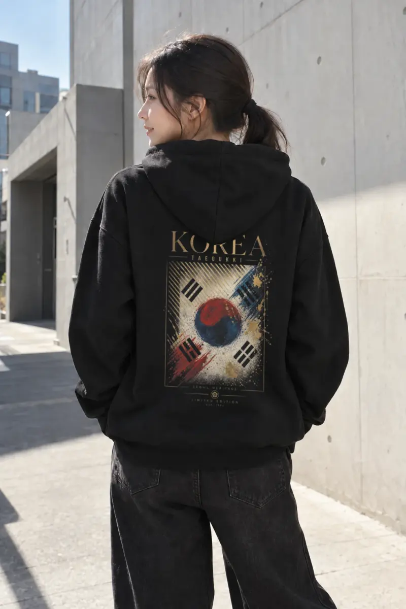 "Seoul Heritage Taegukki" Heavy Blend Unisex Pullover Hoodie | Gildan 18500