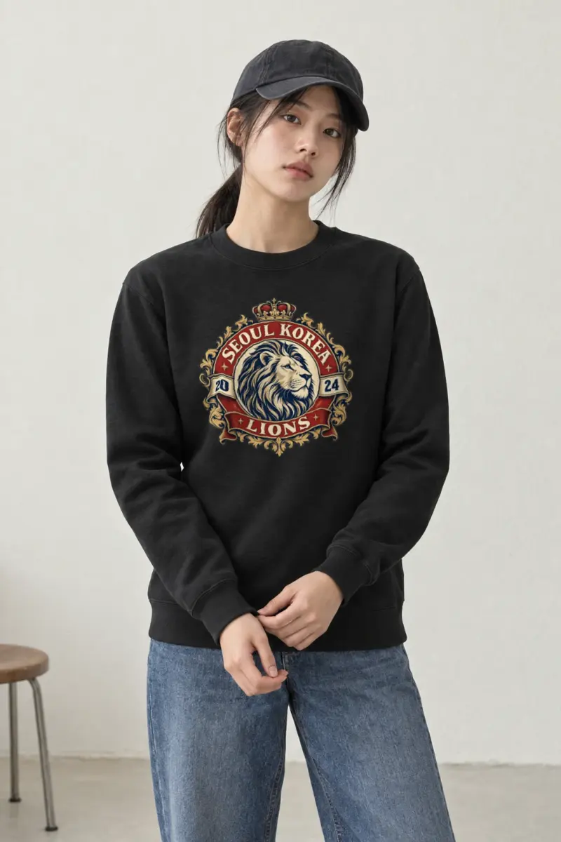 "Seoul Lions Crest" Heavy Blend Unisex Crewneck Sweatshirt