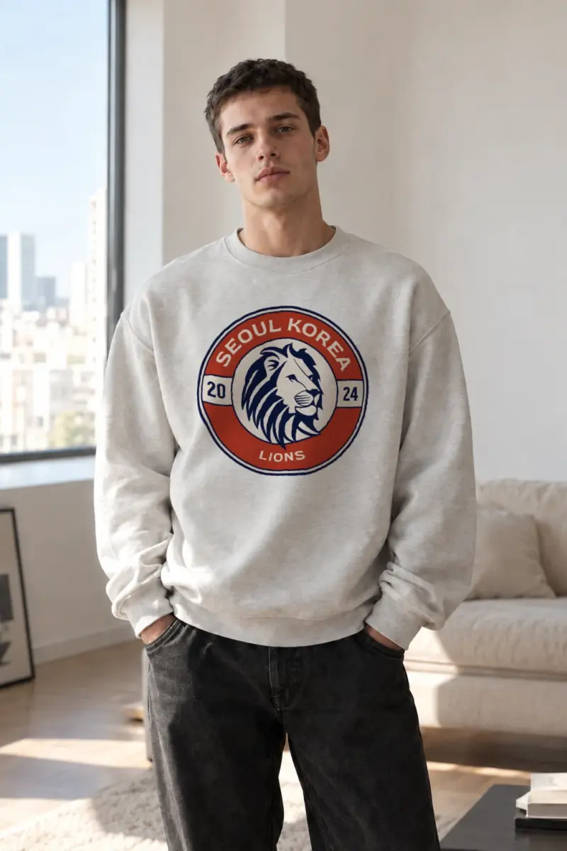“Seoul Lions Emblem” Heavy Blend Unisex Crewneck Sweatshirt | Gildan 18000