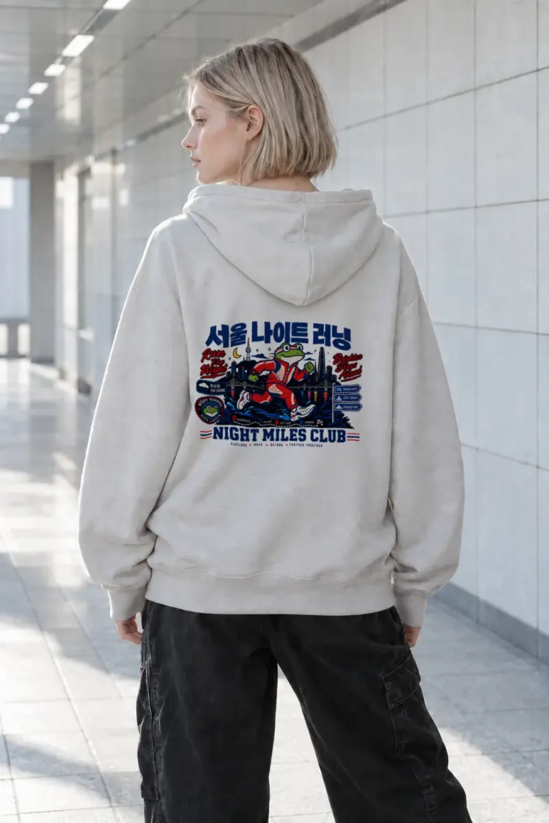 "Seoul Night Running" Heavy Blend Unisex Pullover Hoodie | Gildan 18500