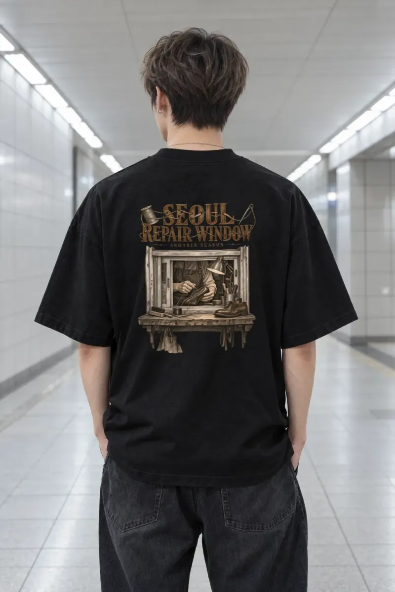 "Seoul Repair Window" Men's Oversized Heavyweight Crewneck T-Shirt