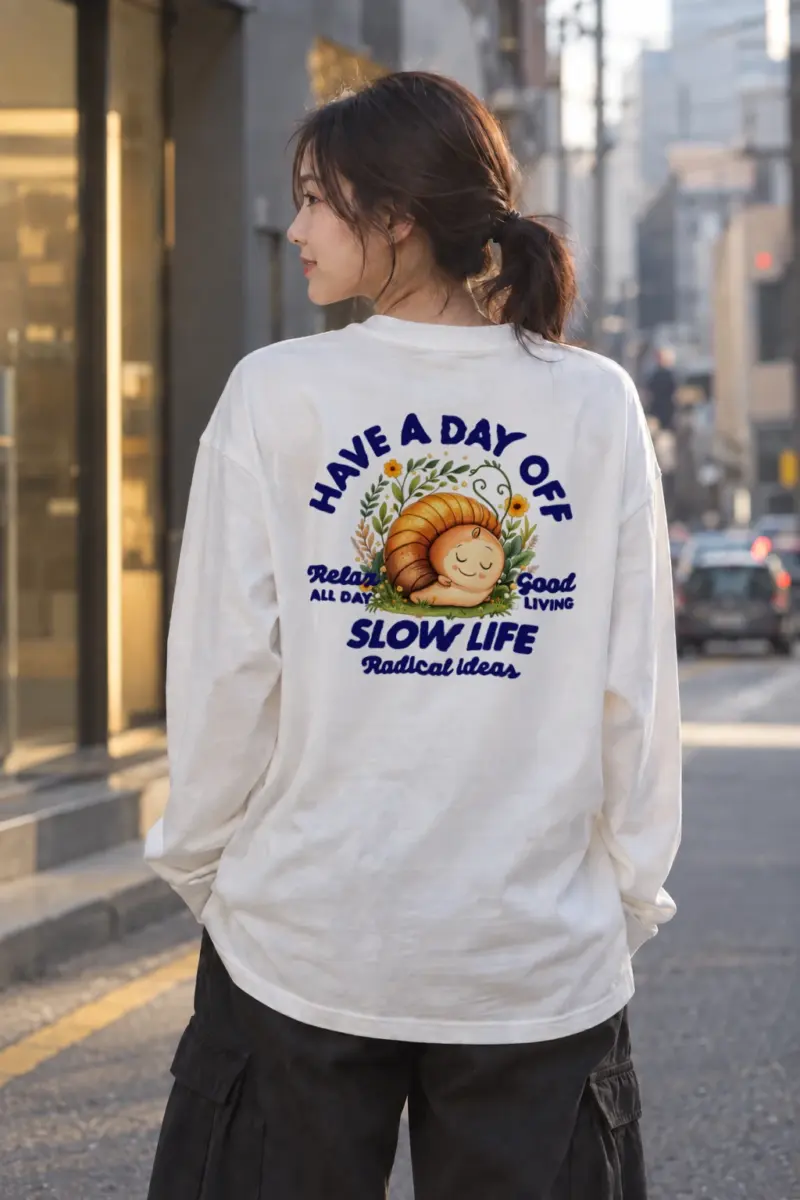 "Slow Life Snail" Unisex Longsleeve T-shirt | Gildan 2400