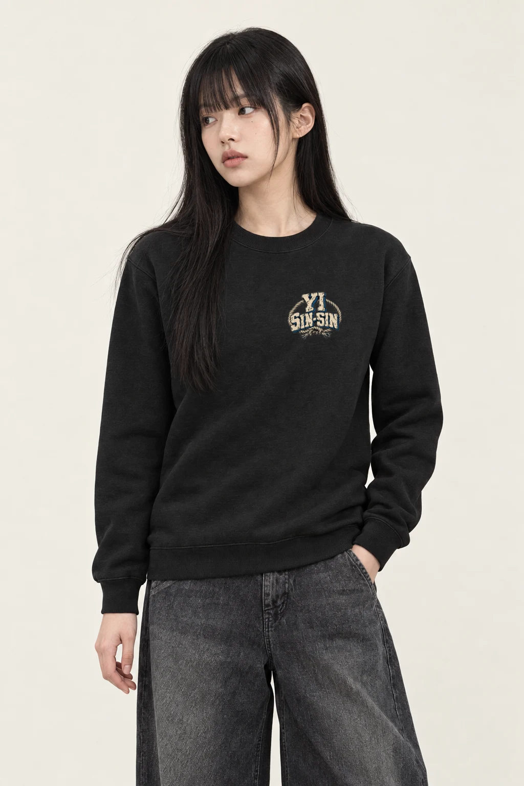 "Yi Sun-Sin Admiral" Heavy Blend Unisex Crewneck Sweatshirt