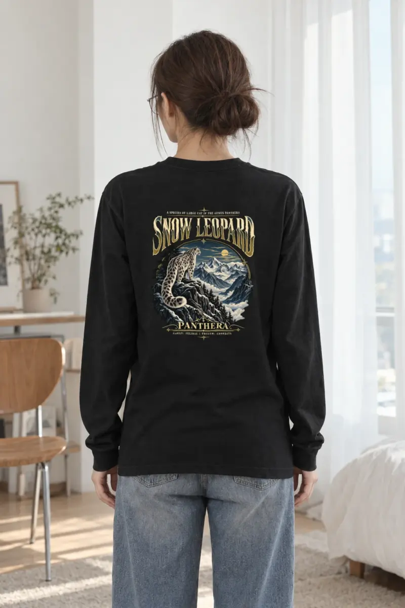"Snow Leopard Panorama" Unisex Longsleeve T-shirt
