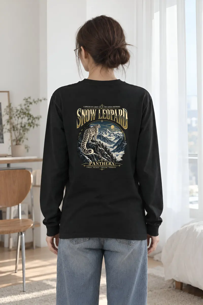 "Snow Leopard Panorama" Unisex Longsleeve T-shirt