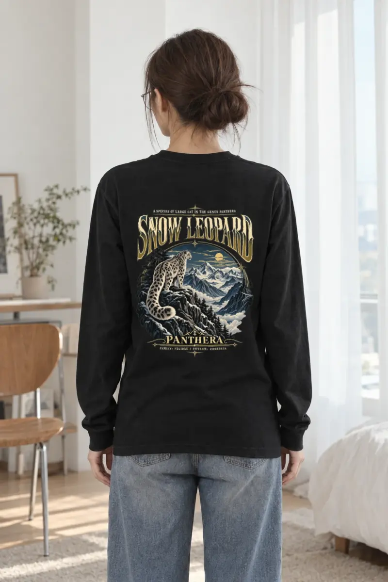 "Snow Leopard Panorama" Unisex Longsleeve T-shirt