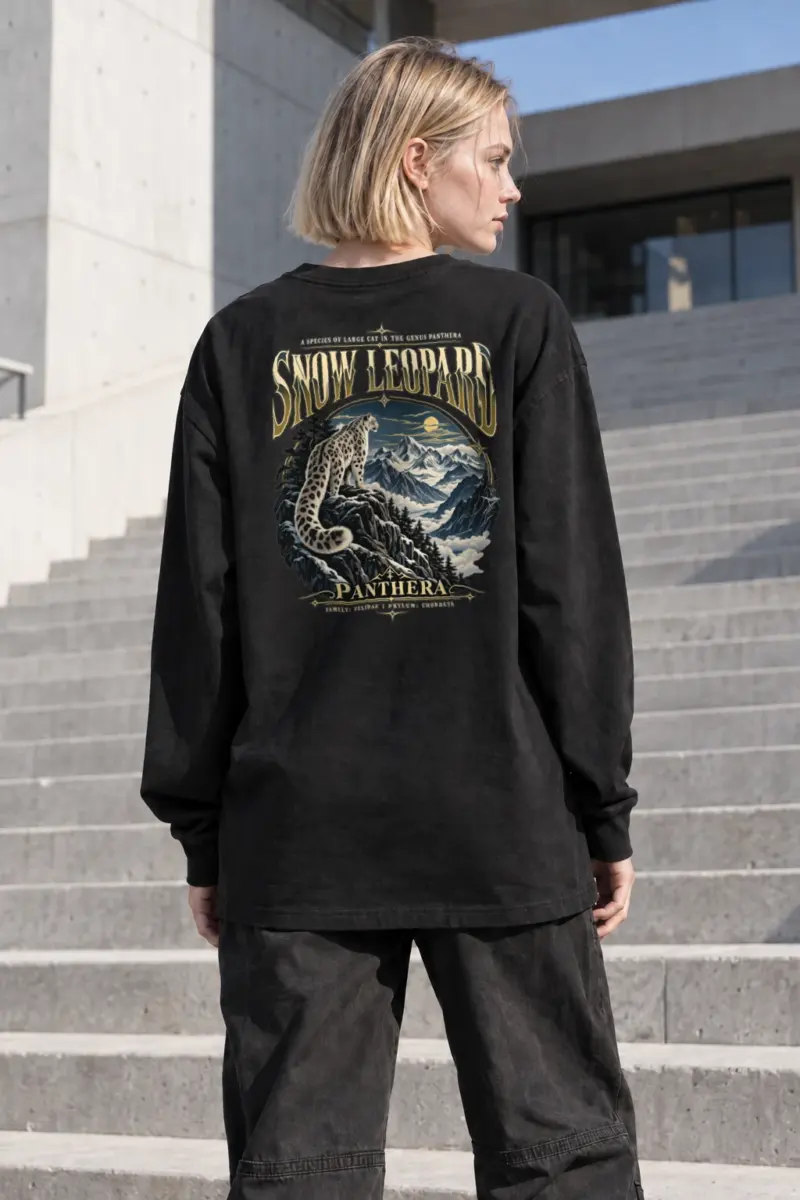 "Snow Leopard Panorama" Unisex Longsleeve T-shirt | Gildan 2400