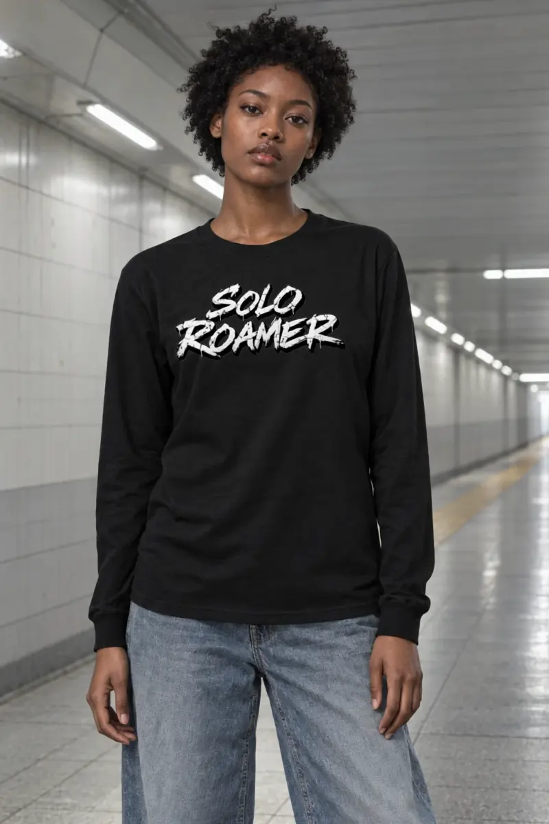 "Solo Roamer" Unisex Longsleeve T-shirt | Gildan 2400