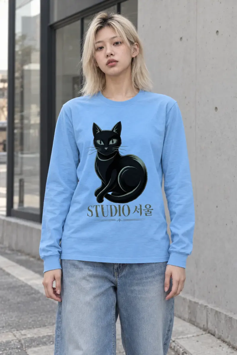 "Studio Seoul Cat" Unisex Longsleeve T-shirt