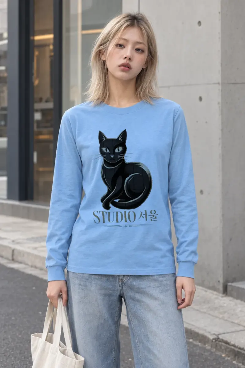 "Studio Seoul Cat" Unisex Longsleeve T-shirt