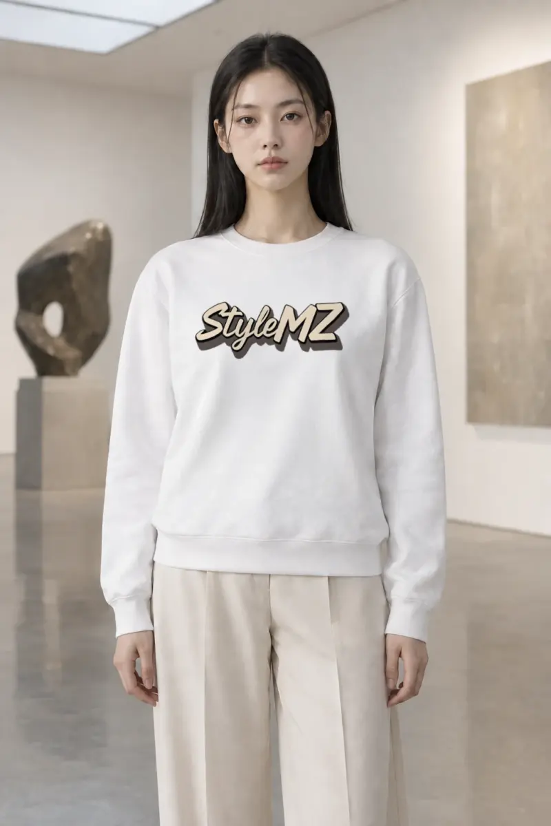 "Style MZ Retro Type" Heavy Blend Unisex Crewneck Sweatshirt | Gildan 18000