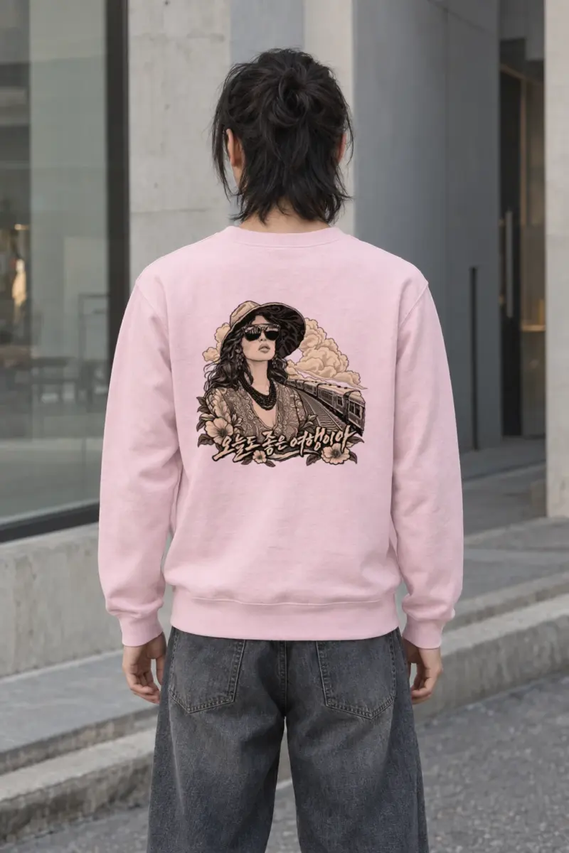 "Stylish Train Journey" Heavy Blend Unisex Crewneck Sweatshirt | Gildan 18000
