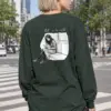 "Subway Reader" Unisex Longsleeve T-shirt | Gildan 2400