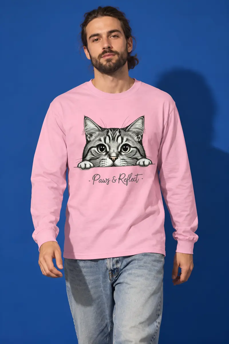 "Tabby Lookout" Unisex Longsleeve T-shirt