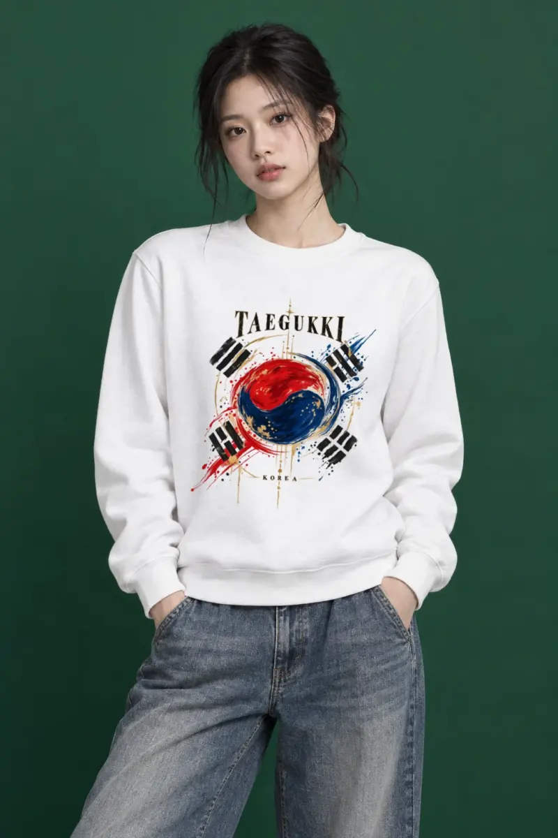 "Taegeukki Korea" Heavy Blend Unisex Crewneck Sweatshirt